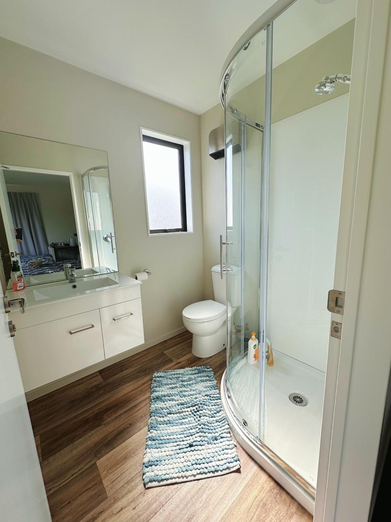 Hanleys Private Room Near Airport 弗兰克顿 外观 照片